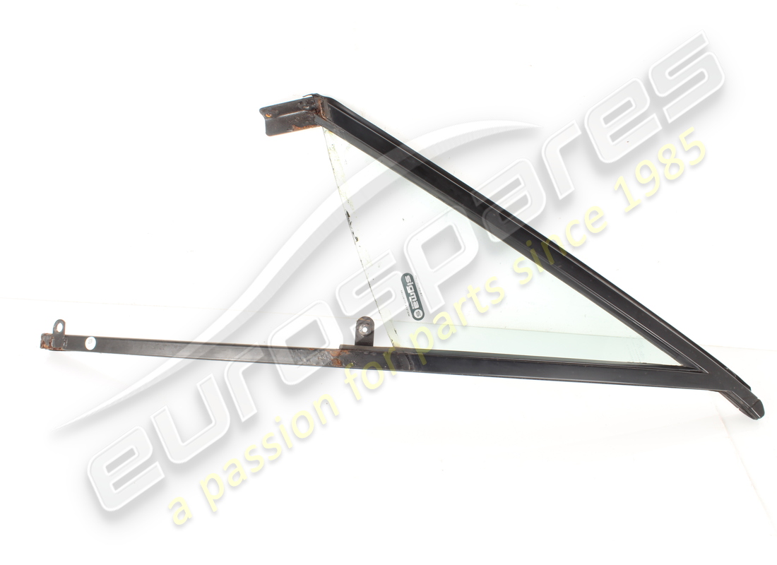 VIDRIO DE CUARTO IZQUIERDO Y MARCO USADOS Eurospares PARA GTS. NÚMERO DE PIEZA EAP1721800 (1)
