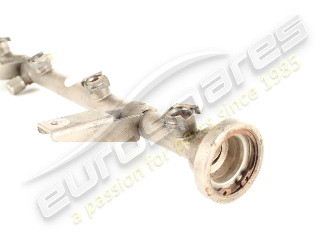 tubo de combustible derecho usado maserati. número de pieza 585060002 (3)