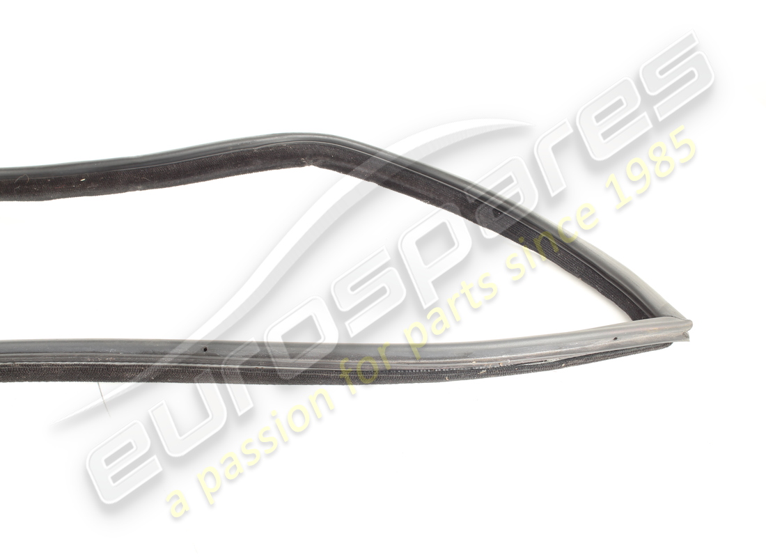 GOMA DE PUERTA SUPERIOR DERECHA USADA FERRARI. NÚMERO DE PIEZA 60924100 (3) goma de puerta superior derecha usada ferrari. número de pieza 60924100 (3)