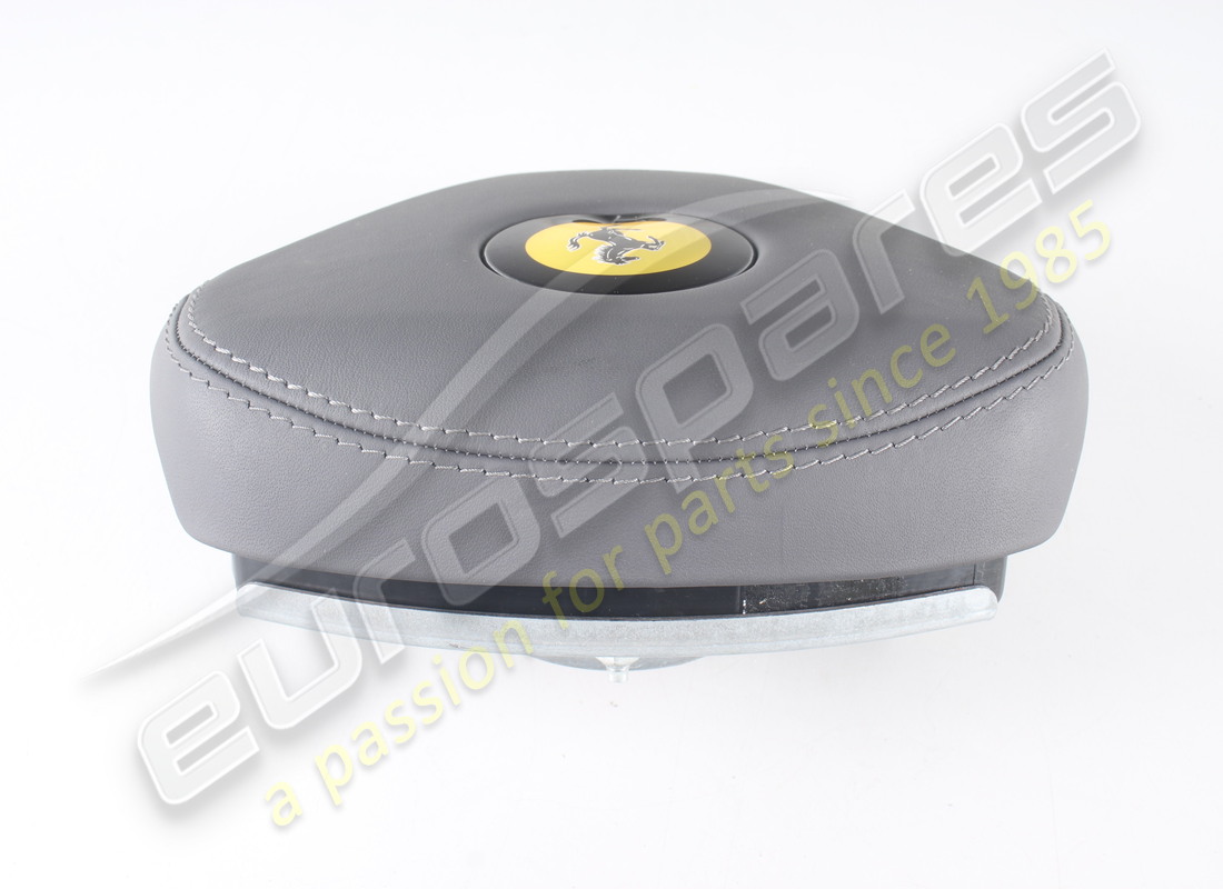 NUEVO (OTRO) FERRARI AIRBAG DEL LADO DEL CONDUCTOR VERDE OSCURO. NÚMERO DE PIEZA 82023817 (3) nuevo (otro) ferrari airbag del lado del conductor verde oscuro. número de pieza 82023817 (3)