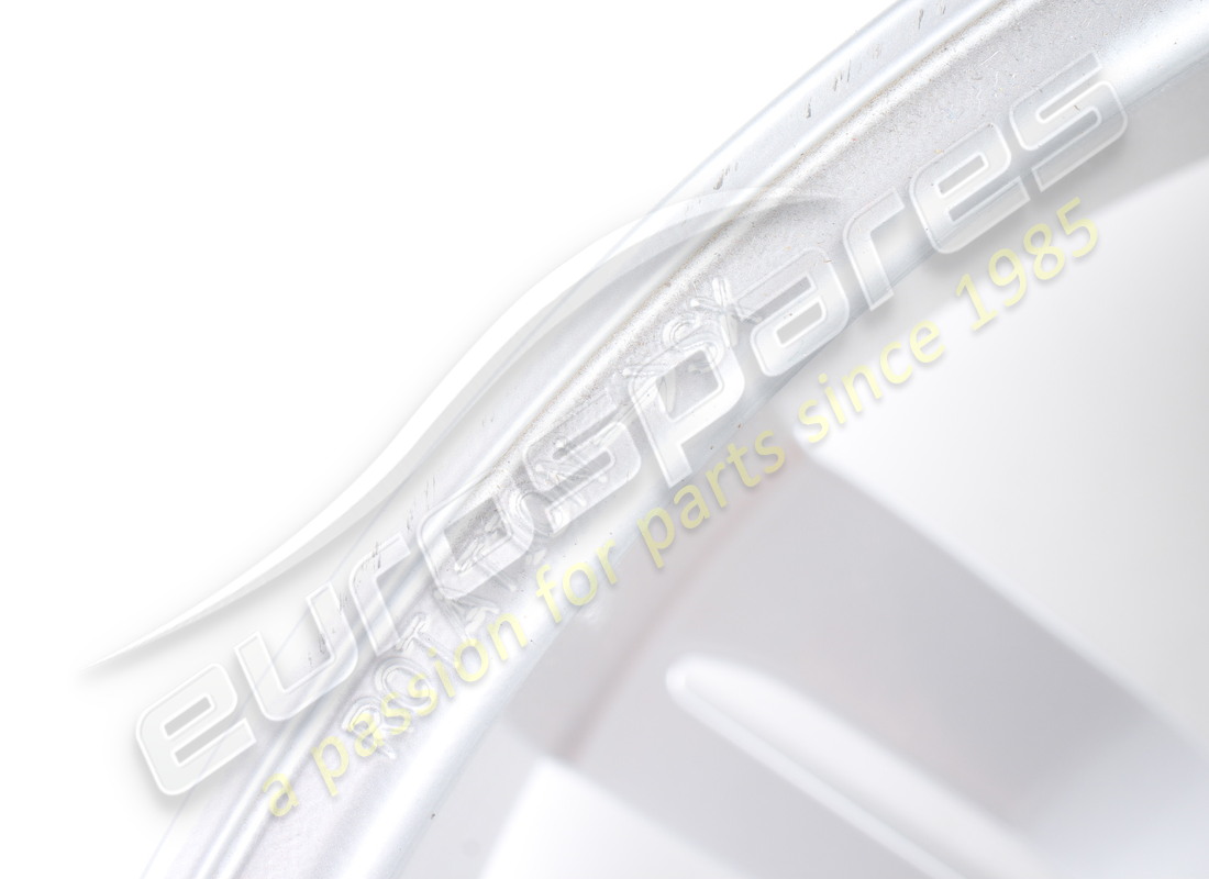 RUEDA TRASERA FERRARI REACONDICIONADA. NÚMERO DE PARTE 328457 (4) rueda trasera ferrari reacondicionada. número de parte 328457 (4)