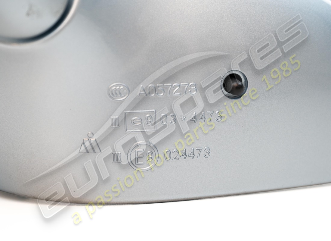 nuevo (otro) ferrarivista trasera exterior izquierda completa. número de parte 69877410 (7)