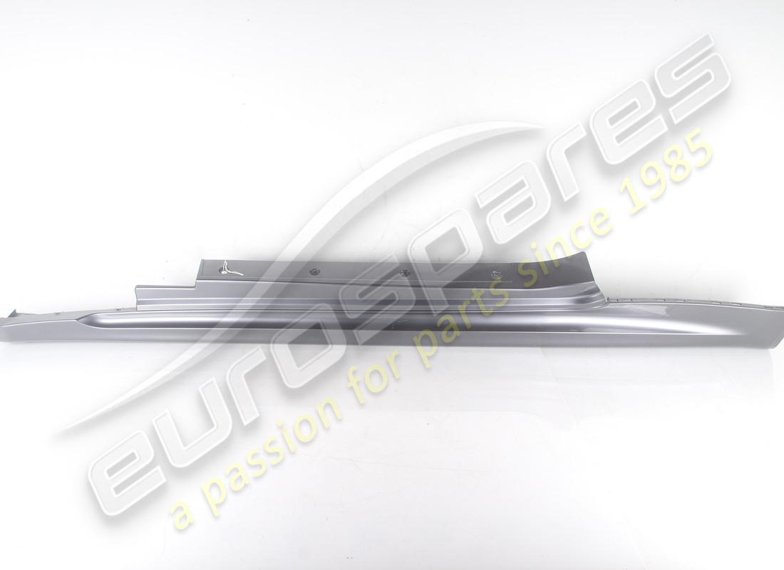 USADO Maserati FALDÓN LATERAL IZQUIERDO MC STRADALE. NÚMERO DE PIEZA 83535900 (1)