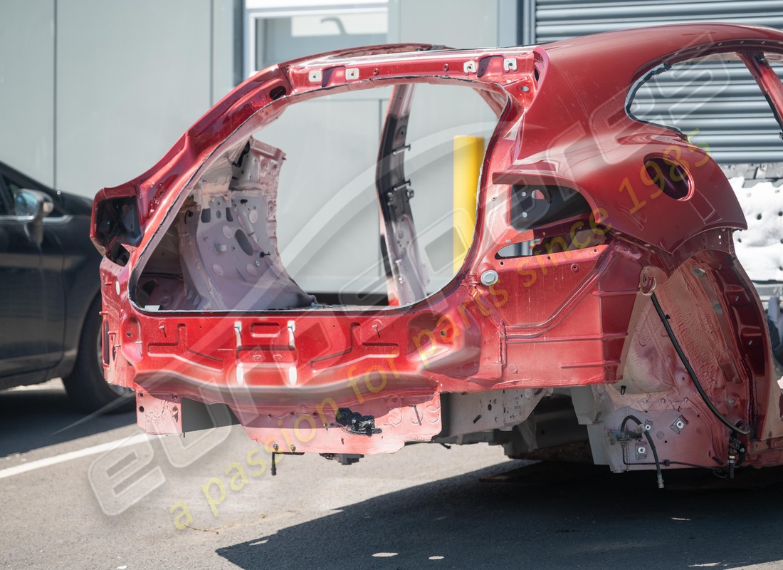 chasis trasero ferrari usado. número de parte eap1552617 (2)