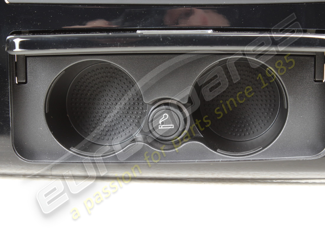 nuevo maserati guantera central lhd número de pieza 670163337 (2)