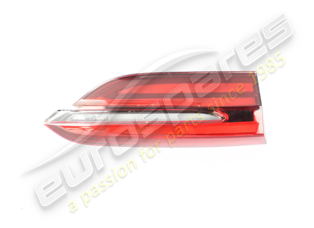 LUZ TRASERA MÓVIL IZQUIERDA USADA Maserati. NÚMERO DE PIEZA 670296352 (1)