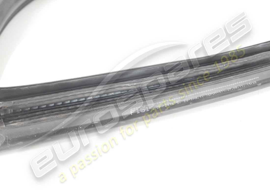 sello perimetral y relleno de puerta izquierda usado ferrari. número de pieza 84593400 (3)