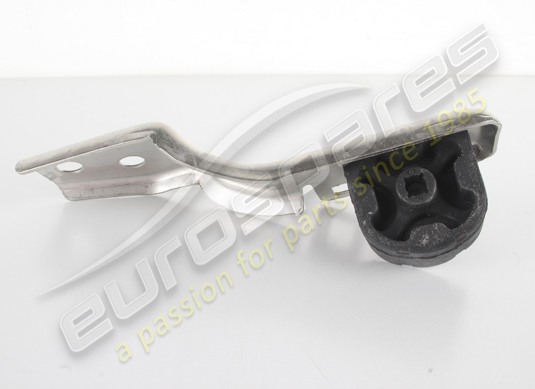 nuevo maserati soporte trasero derecho tubo de escape. número de pieza 670031934 (3)