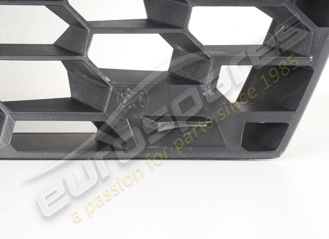 nueva (otra) lamborghini rejilla de parachoques delantero izquierdo. número de pieza 4t0807682 (5)