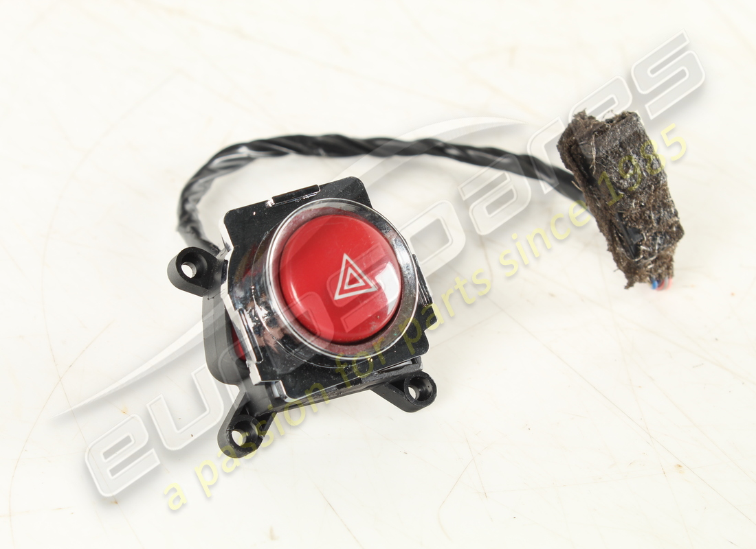 USADO MASERATI CONTROL DE EMERGENCIA. NÚMERO DE PIEZA 197803 (2) usado maserati control de emergencia. número de pieza 197803 (2)