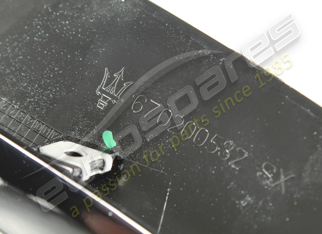 nueva maserati moldura lateral izquierda. número de parte 670240177 (3)