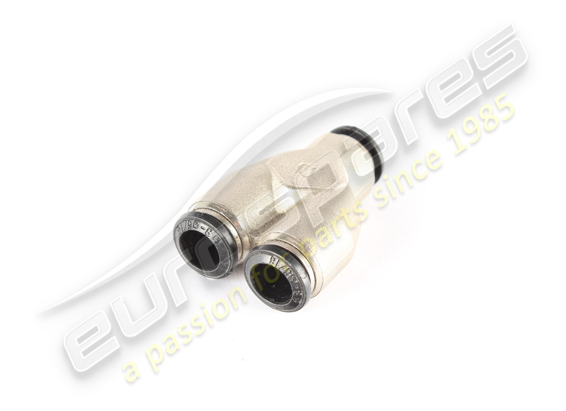 CONECTOR USADO Ferrari 3-WAY. NÚMERO DE PIEZA 339697 (1)