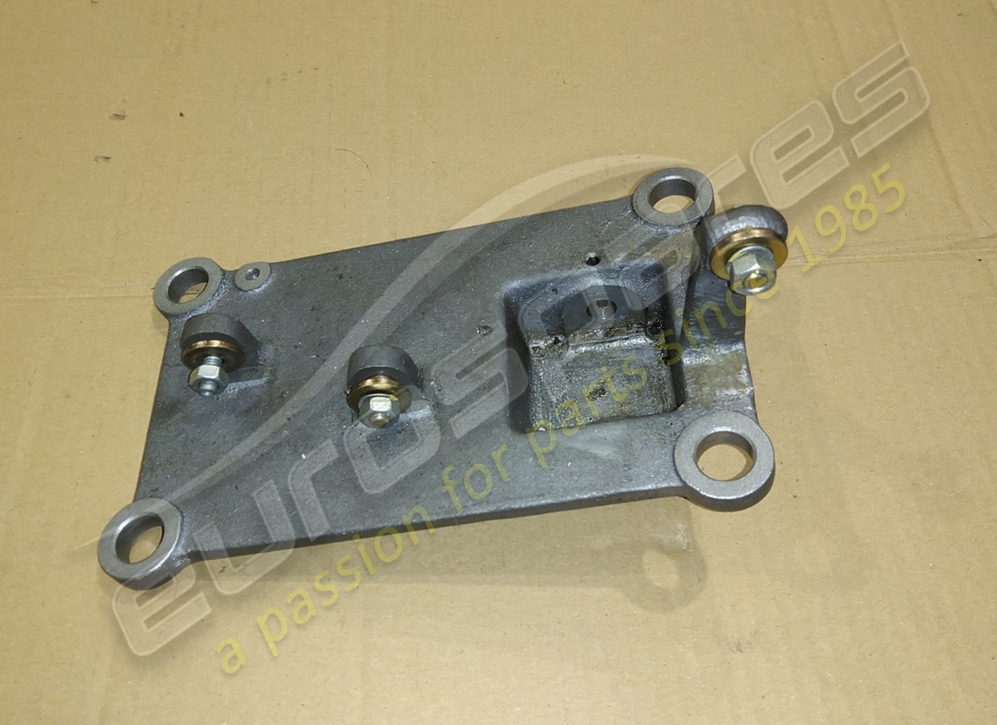 BASE USADA Ferrari PARA TORRETA. NÚMERO DE PARTE 170948 (1)