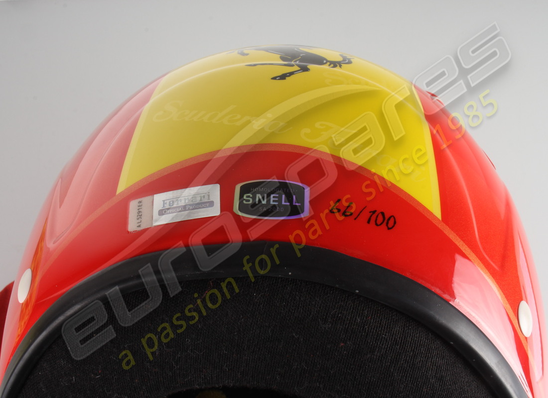 nuevo casco grande ferrari con bolsa. número de pieza 95993182 (6)