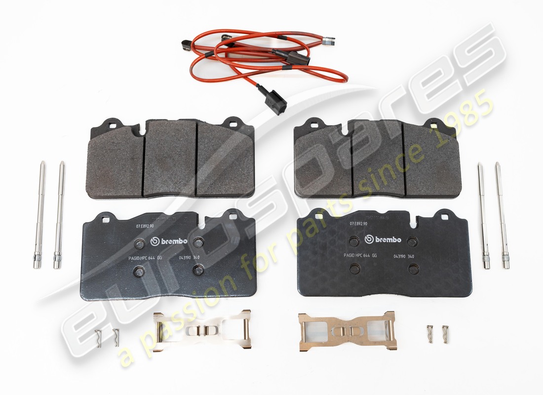 NUEVO JUEGO DE PASTILLAS DELANTERAS FERRARI F1. NÚMERO DE PIEZA 70007789 (1) nuevo juego de pastillas delanteras ferrari f1. número de pieza 70007789 (1)