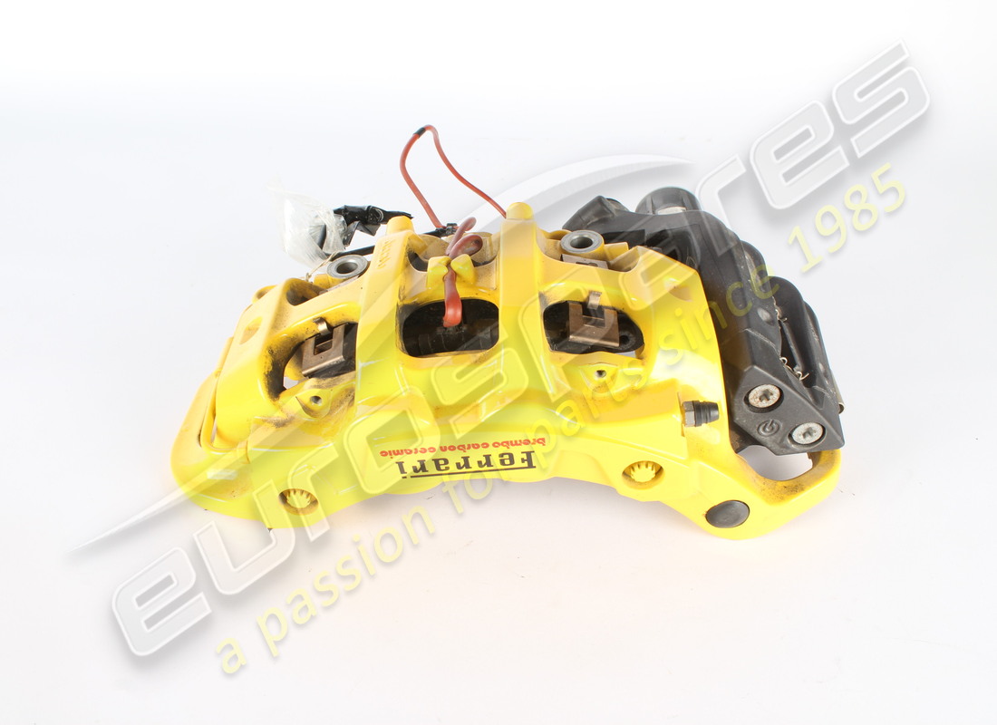 PINZA TRASERA IZQUIERDA COMPLETA Ferrari USADA. NÚMERO DE PARTE 776939 (1)