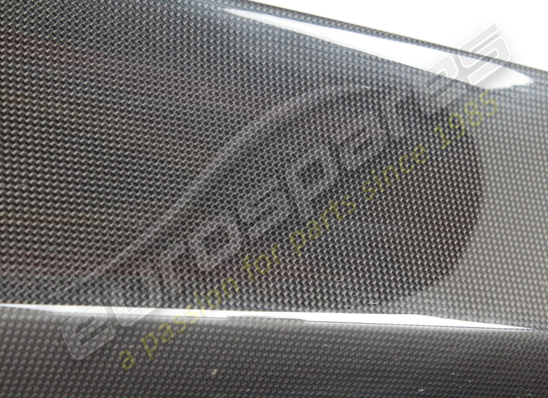 moldura de puerta de carbono delantera derecha usada ferrari. número de pieza 901736 (2)