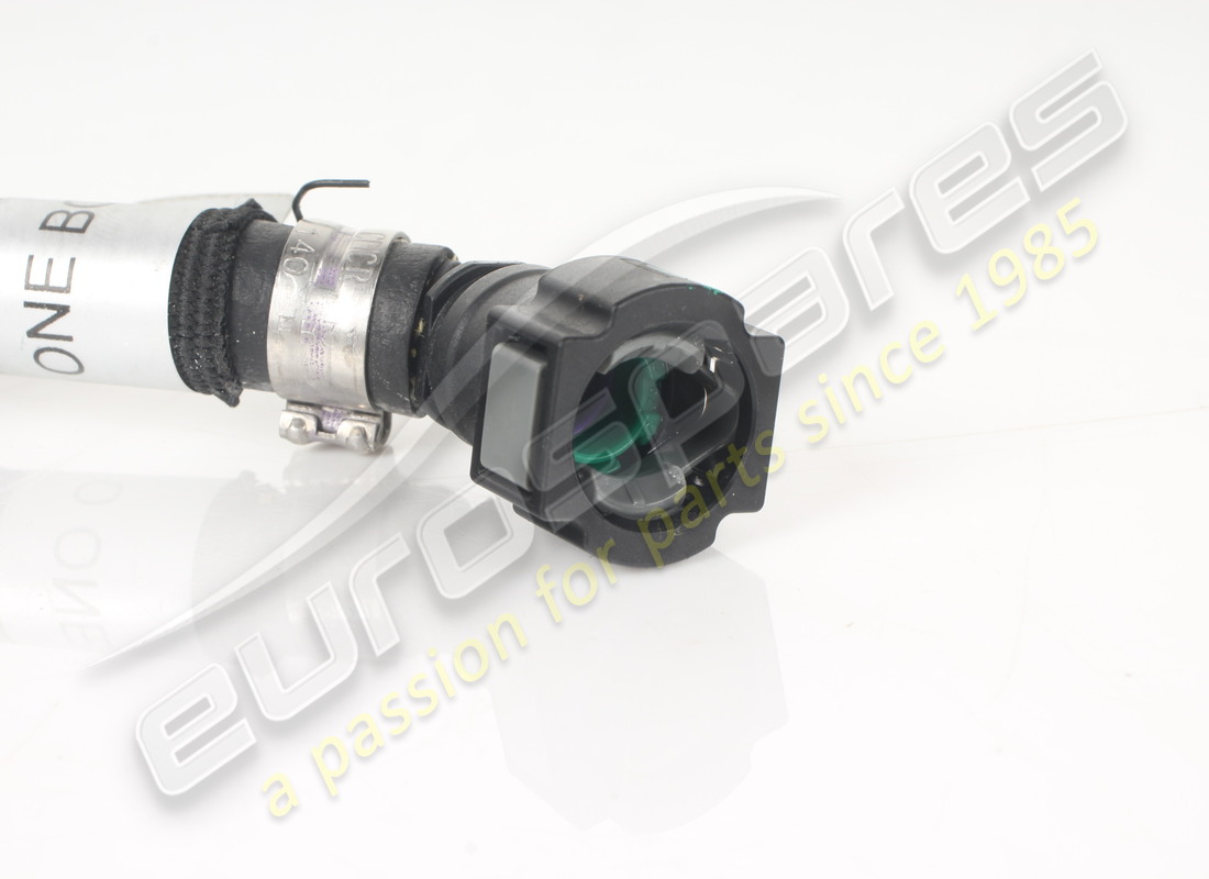 TUBO CONECTOR FERRARI USADO. NÚMERO DE PARTE 860357 (3) tubo conector ferrari usado. número de parte 860357 (3)