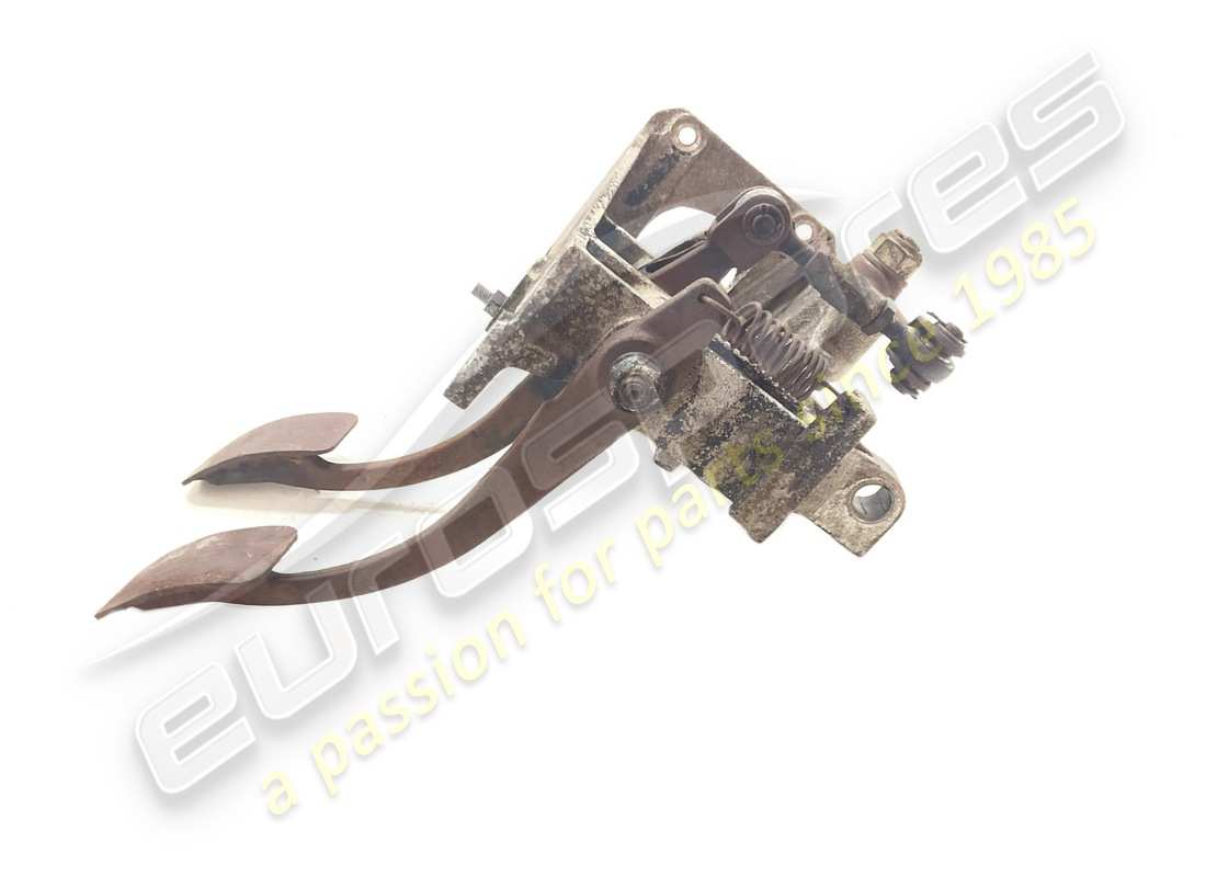 caja de pedales rhd eurospares ferrari 246 usada completa. número de parte eap1447619 (4)