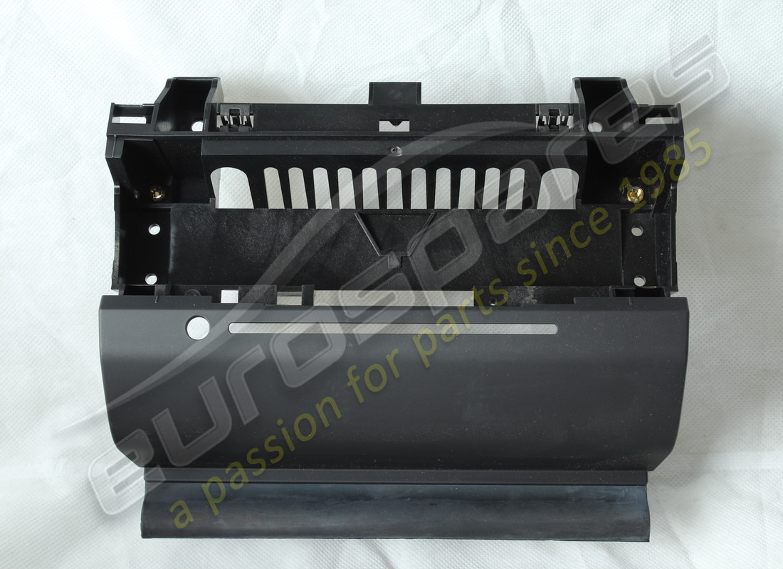nuevo maserati moldura central del tablero negra. número de pieza 670019054 (2)