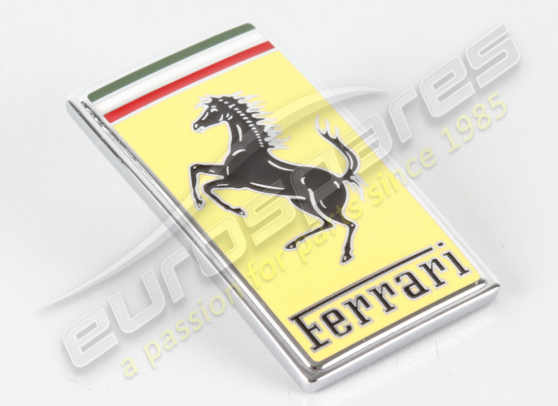 NUEVA Ferrari INSIGNIA FRONTAL . NÚMERO DE PARTE 973053 (1)