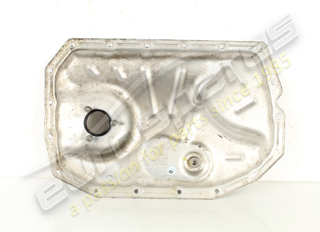 CÁRTER DE ACEITE USADO LAMBORGHINI CON ABERTURA PARA. NÚMERO DE PIEZA 0P2103602A (2) cárter de aceite usado lamborghini con abertura para. número de pieza 0p2103602a (2)