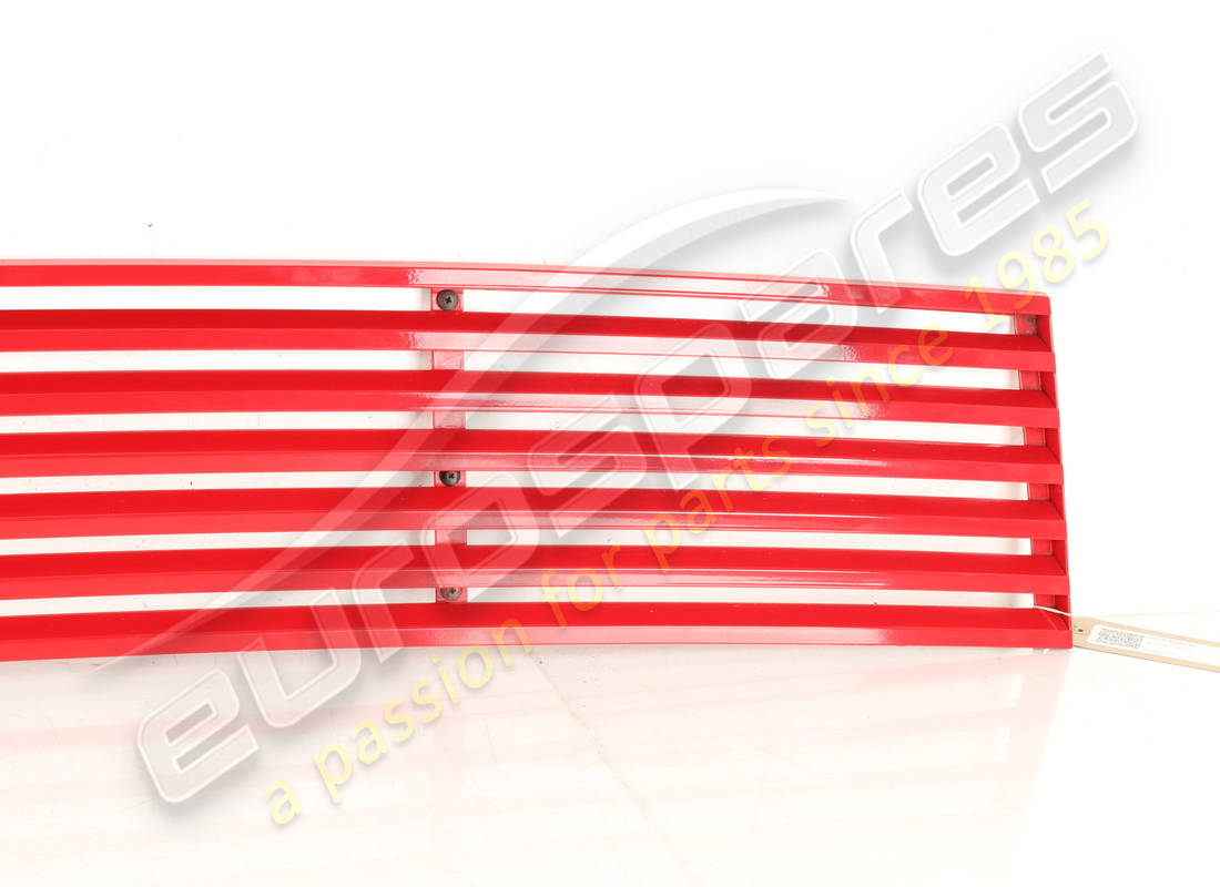 REJILLA DEL CAPÓ FERRARI USADA. NÚMERO DE PARTE 60559600 (3) rejilla del capó ferrari usada. número de parte 60559600 (3)