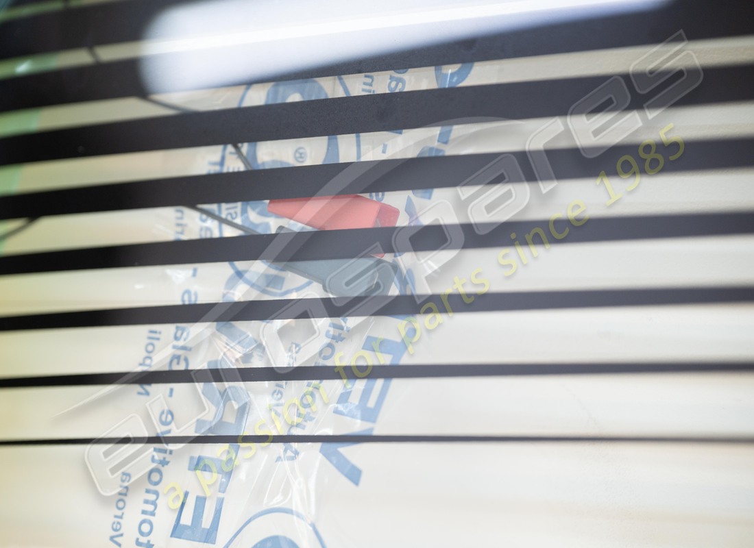 NUEVA LUNA TRASERA TÉRMICA EUROSPARES. NÚMERO DE PIEZA 63164000 (5) nueva luna trasera térmica eurospares. número de pieza 63164000 (5)