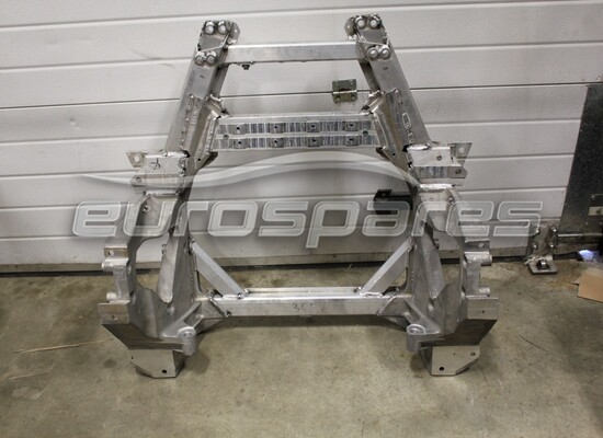 nuevo ferrari número de pieza del subframe trasero 277302