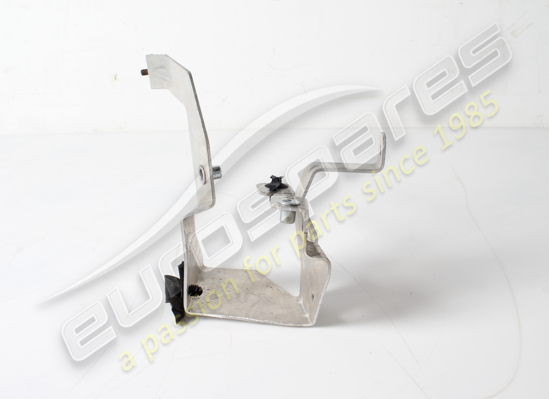 soporte de conector de suspensión trasera derecha usado ferrari. número de pieza 947581 (3)