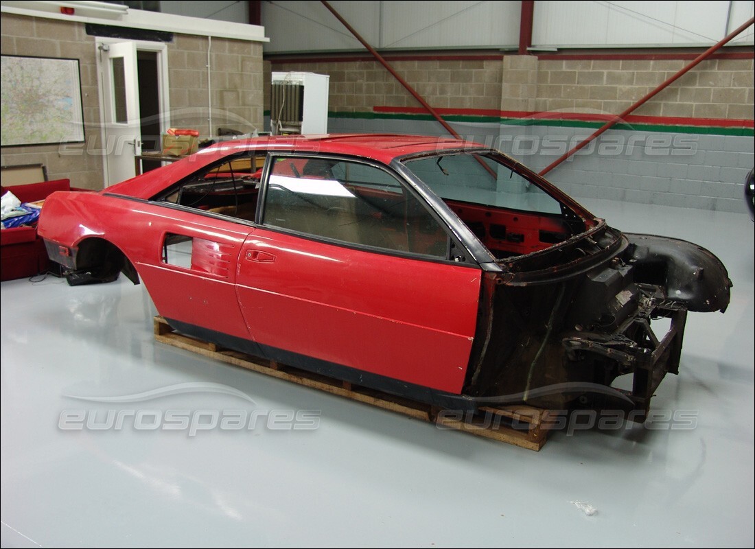 ferrari mondial 3.4 t coupe/cabrio con 46,000 miles, preparándose para desmantelar #2
