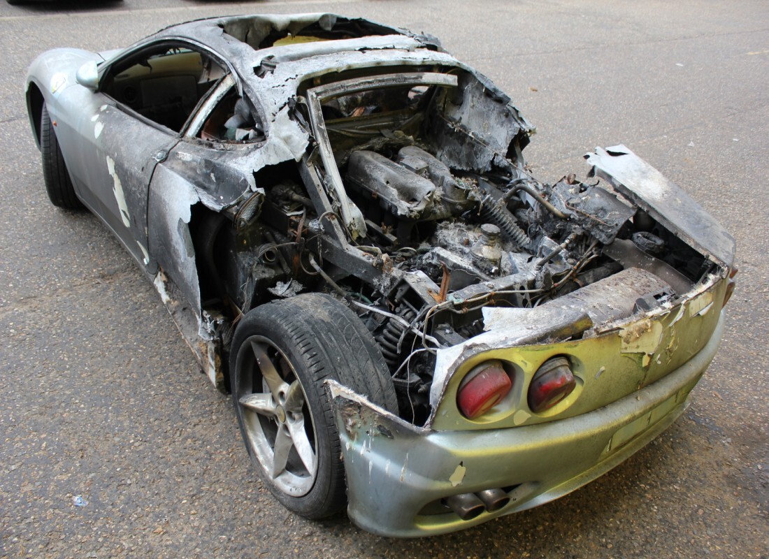 ferrari 360 modena con desconocido, preparándose para desmantelar #5