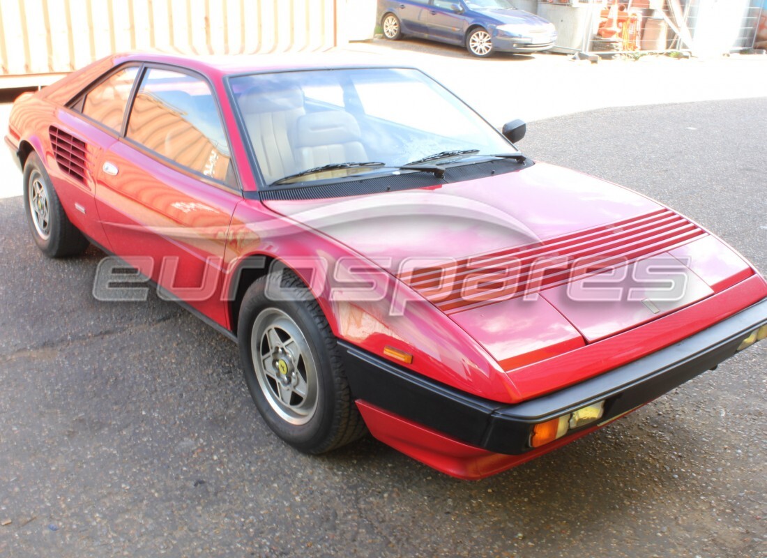 ferrari mondial 3.0 qv (1984) con 56,204 kilómetros, en preparación para desmantelamiento #2
