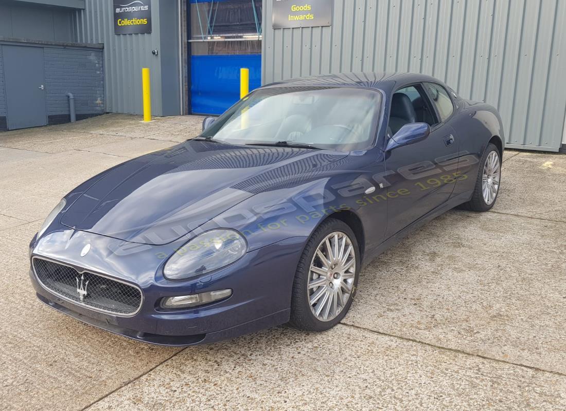 maserati 4200 coupe (2004) con 47,000 kilómetros, en preparación para desmantelamiento #1