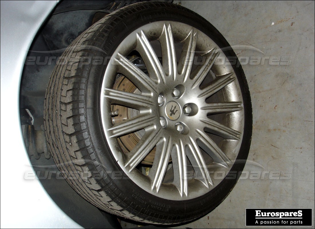 maserati 4200 coupe (2003) con 62,000 miles, preparándose para desmantelar #8