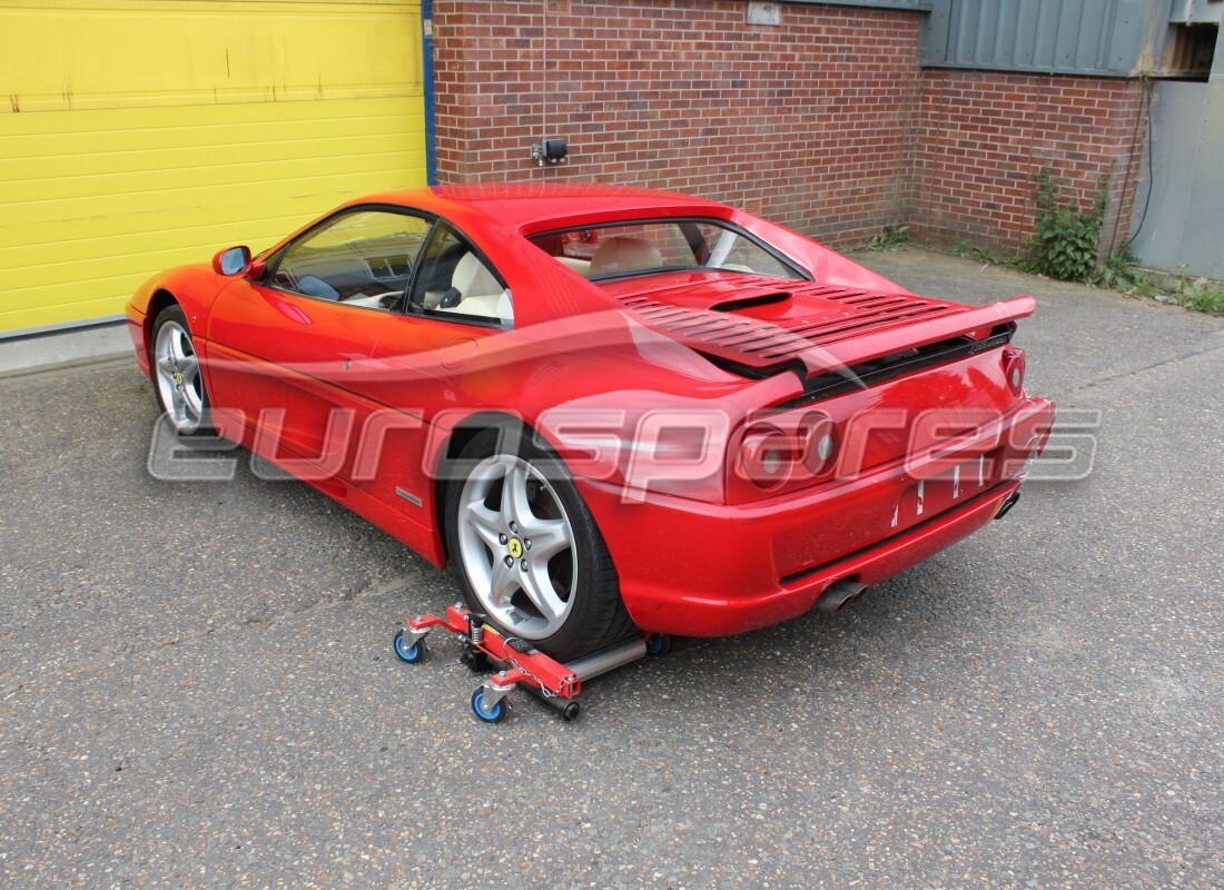 ferrari 355 (5.2 motronic) con 57,127 miles, preparándose para desmantelar #3