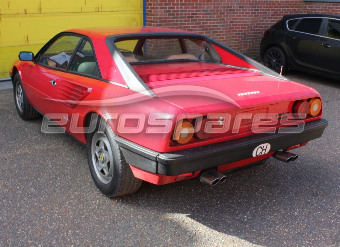 ferrari mondial 3.0 qv (1984) con 56,204 kilómetros, en preparación para desmantelamiento #3