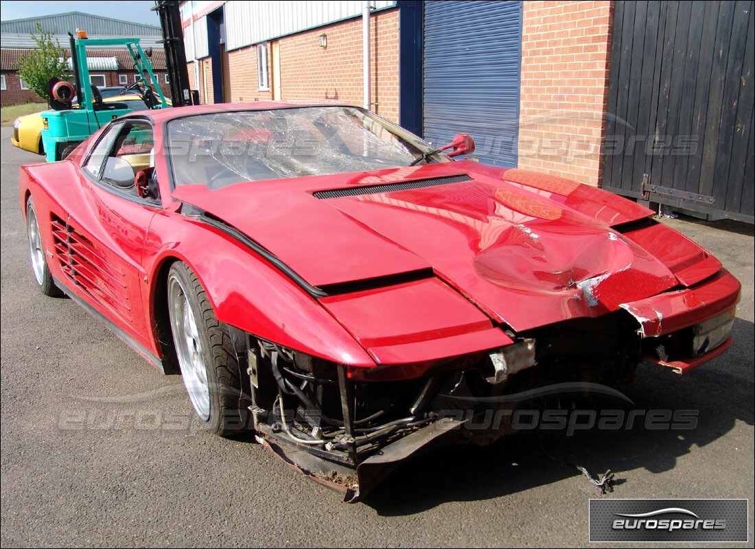 ferrari testarossa (1990) con 33,992 miles, preparándose para desmantelar #3