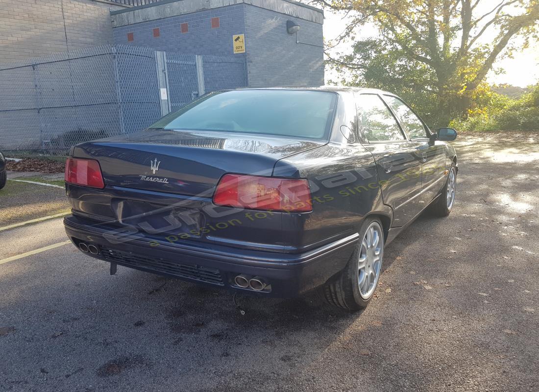 maserati qtp v6 (1996) con varios, preparándose para desmantelar #8