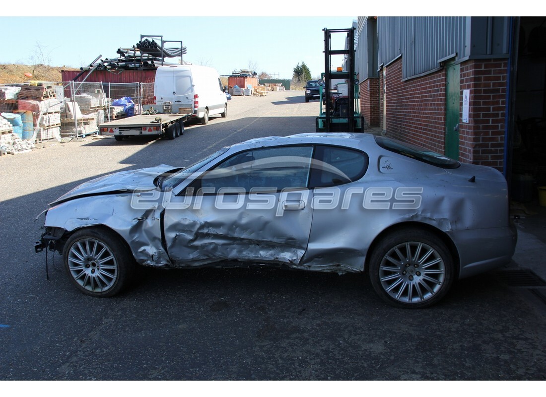 maserati 4200 coupe (2003) con 27,600 miles, preparándose para desmantelar #4