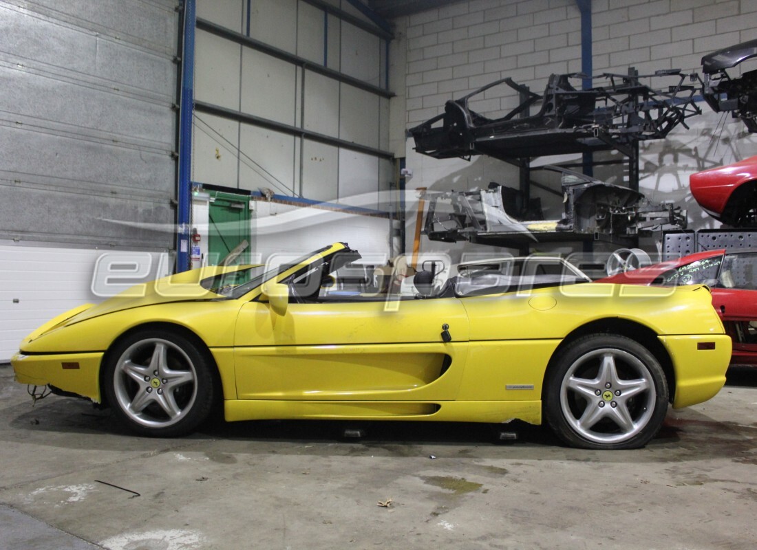 ferrari 355 (5.2 motronic) con 36,216 miles, preparándose para desmantelar #2