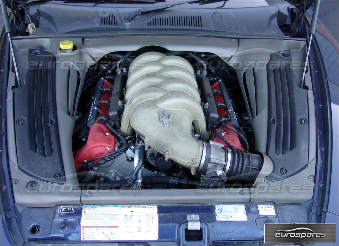 maserati 4200 coupe (2003) con 60,012 miles, preparándose para desmantelar #3