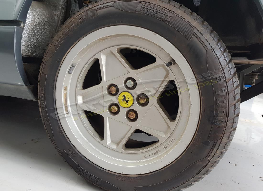ferrari 328 (1985) con 20,317 kilómetros, en preparación para desmantelamiento #14