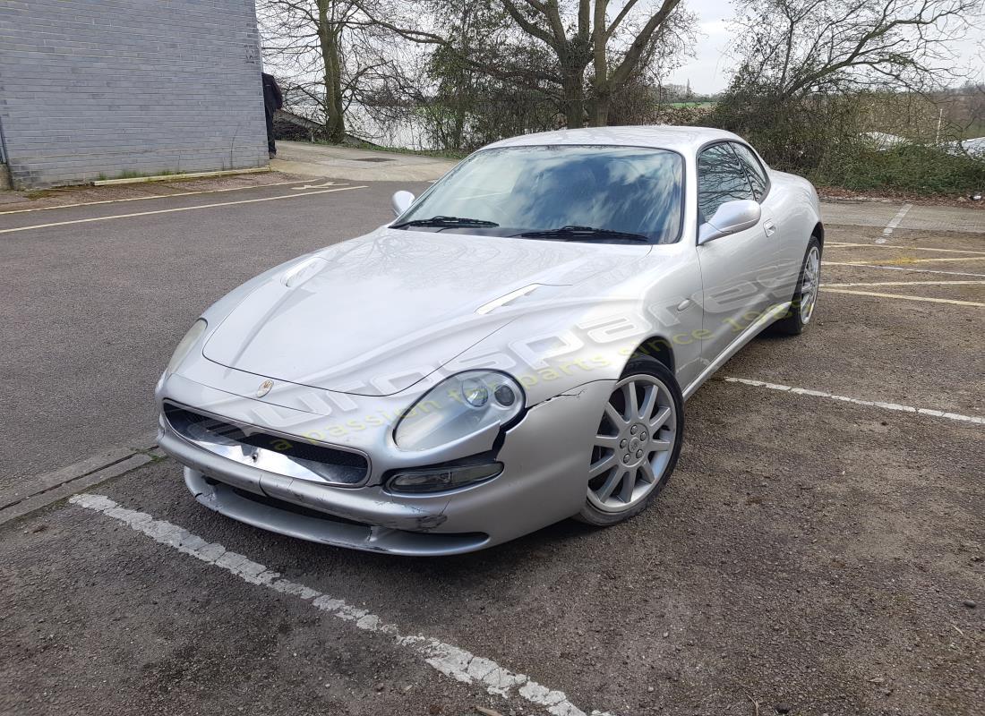 maserati 3200 gt/gta/assetto corsa preparándose para el desmantelamiento en eurospares
