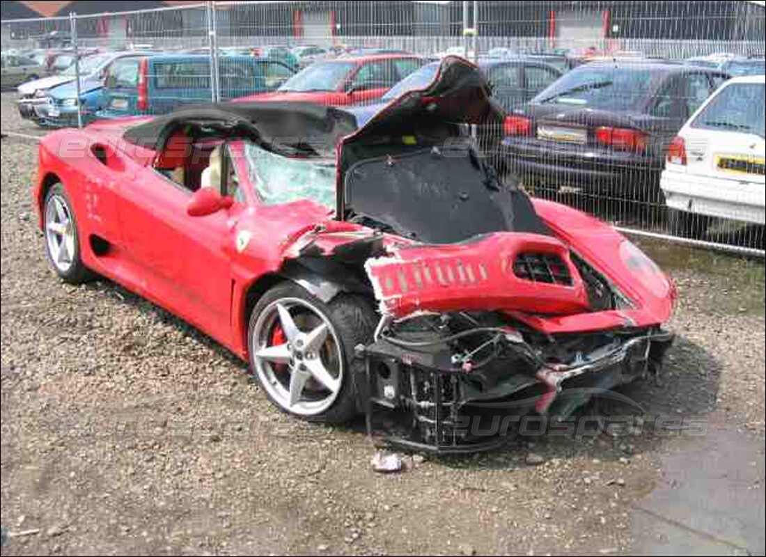 ferrari 360 spider preparándose para el desmantelamiento en eurospares