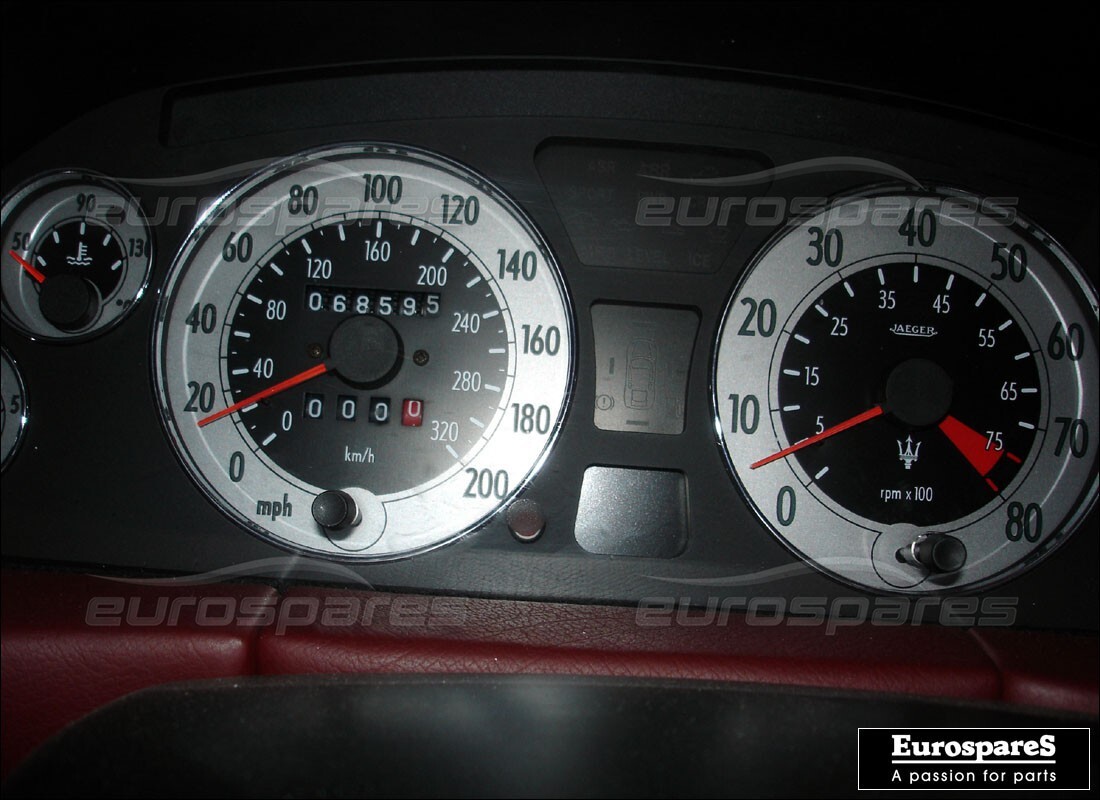 maserati 4200 coupe (2003) con 62,000 miles, preparándose para desmantelar #7