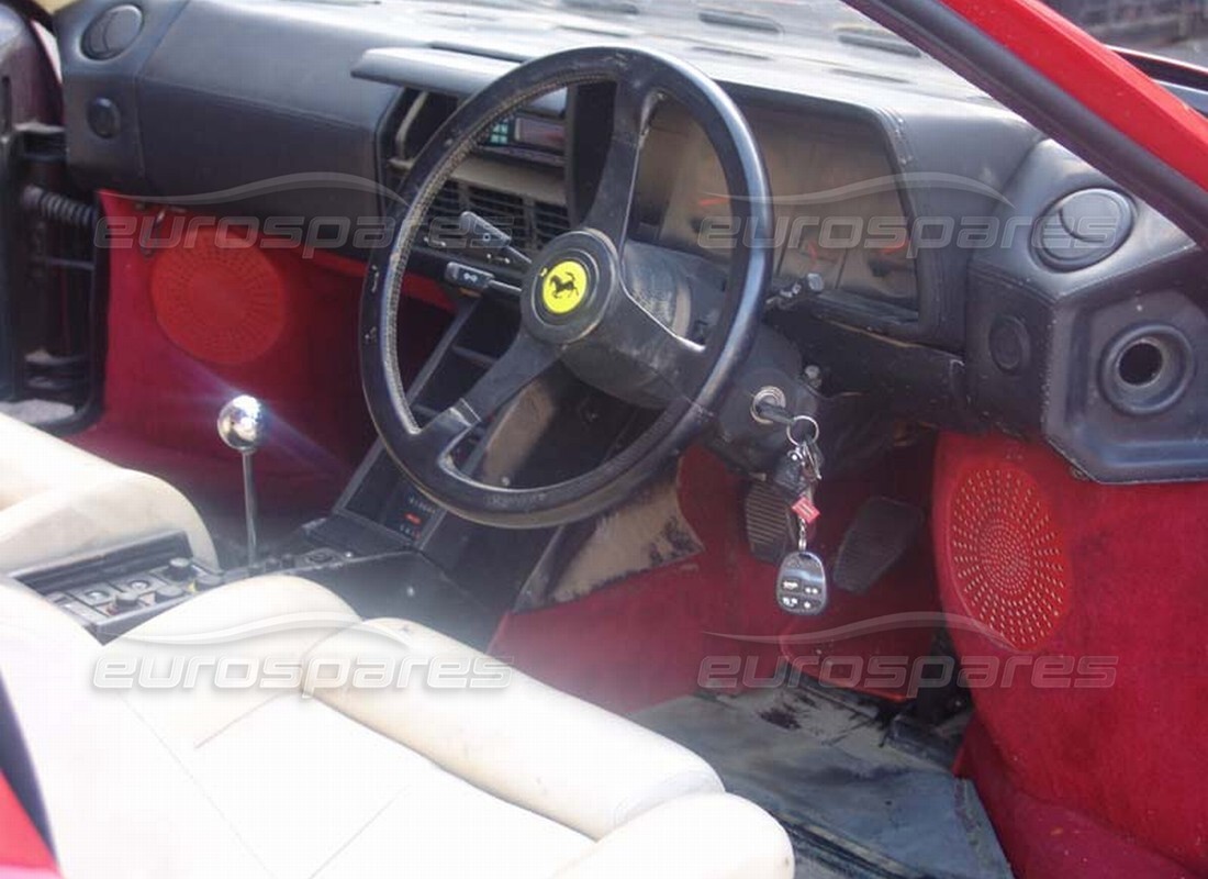 ferrari testarossa (1990) con 13,021 miles, preparándose para desmantelar #5