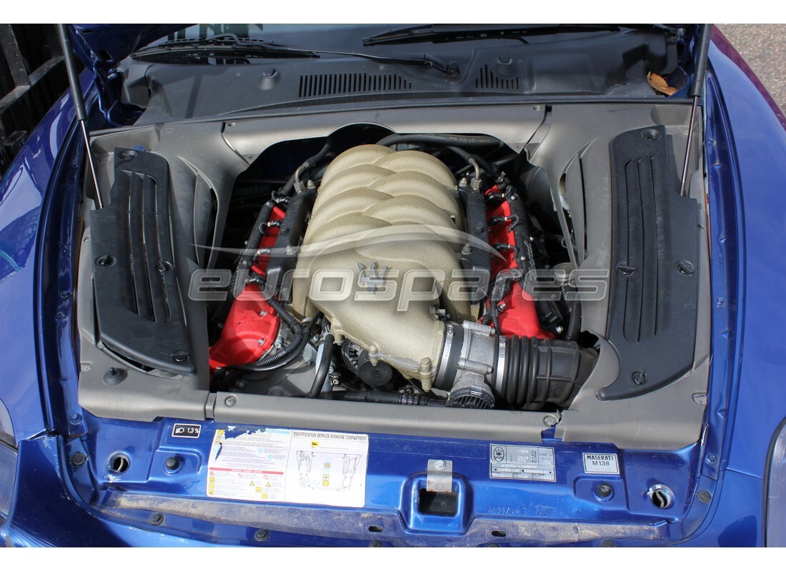 maserati 4200 spyder (2004) con 61,963 miles, preparándose para desmantelar #8