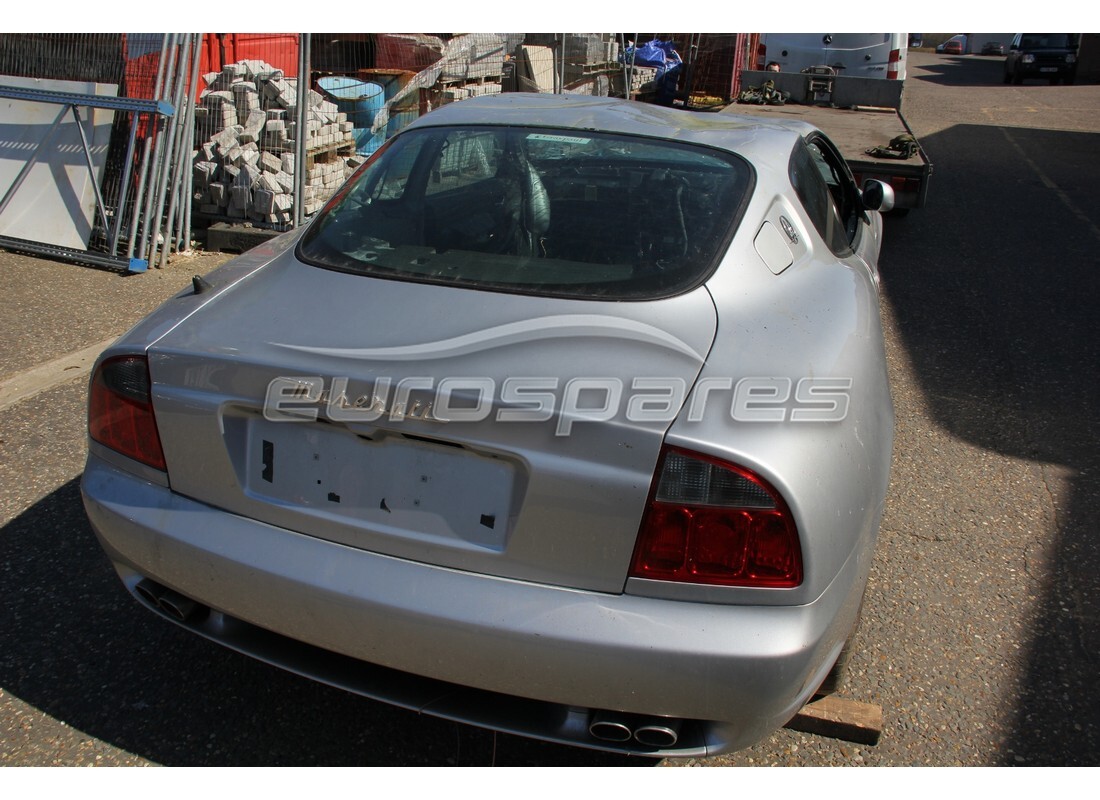 maserati 4200 coupe (2003) con 27,600 miles, preparándose para desmantelar #5
