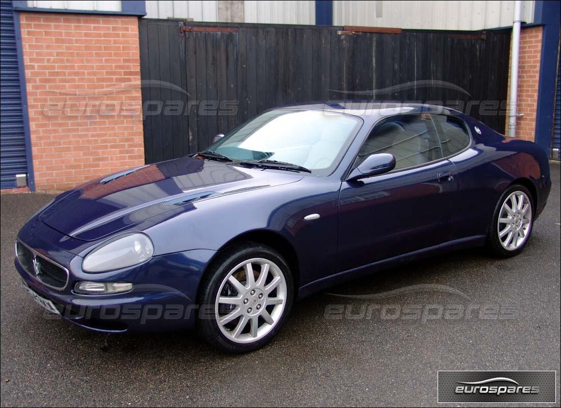maserati 3200 gt/gta/assetto corsa preparándose para el desmantelamiento en eurospares